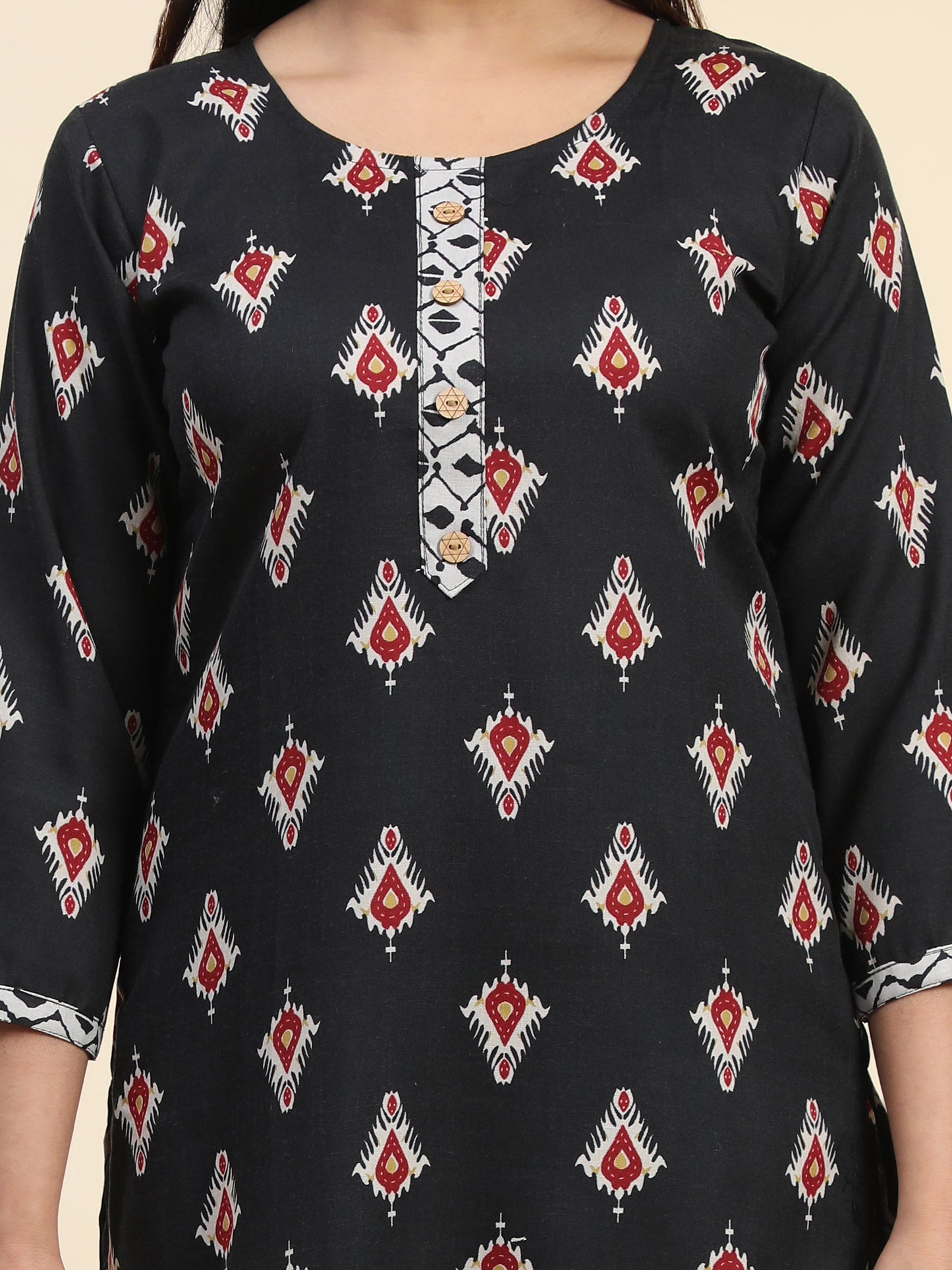 Women Black Printed Cotton Kurti With Pant