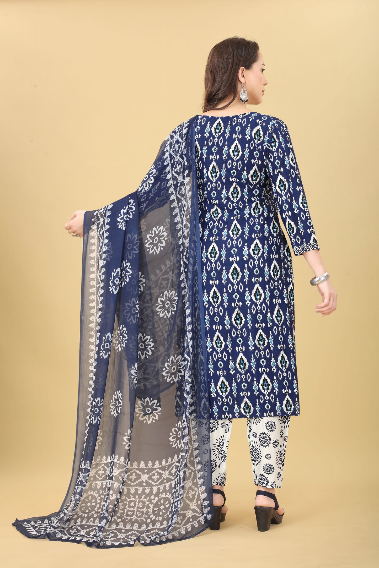 Rayon Printed Kurta With Pant For Casual Wear