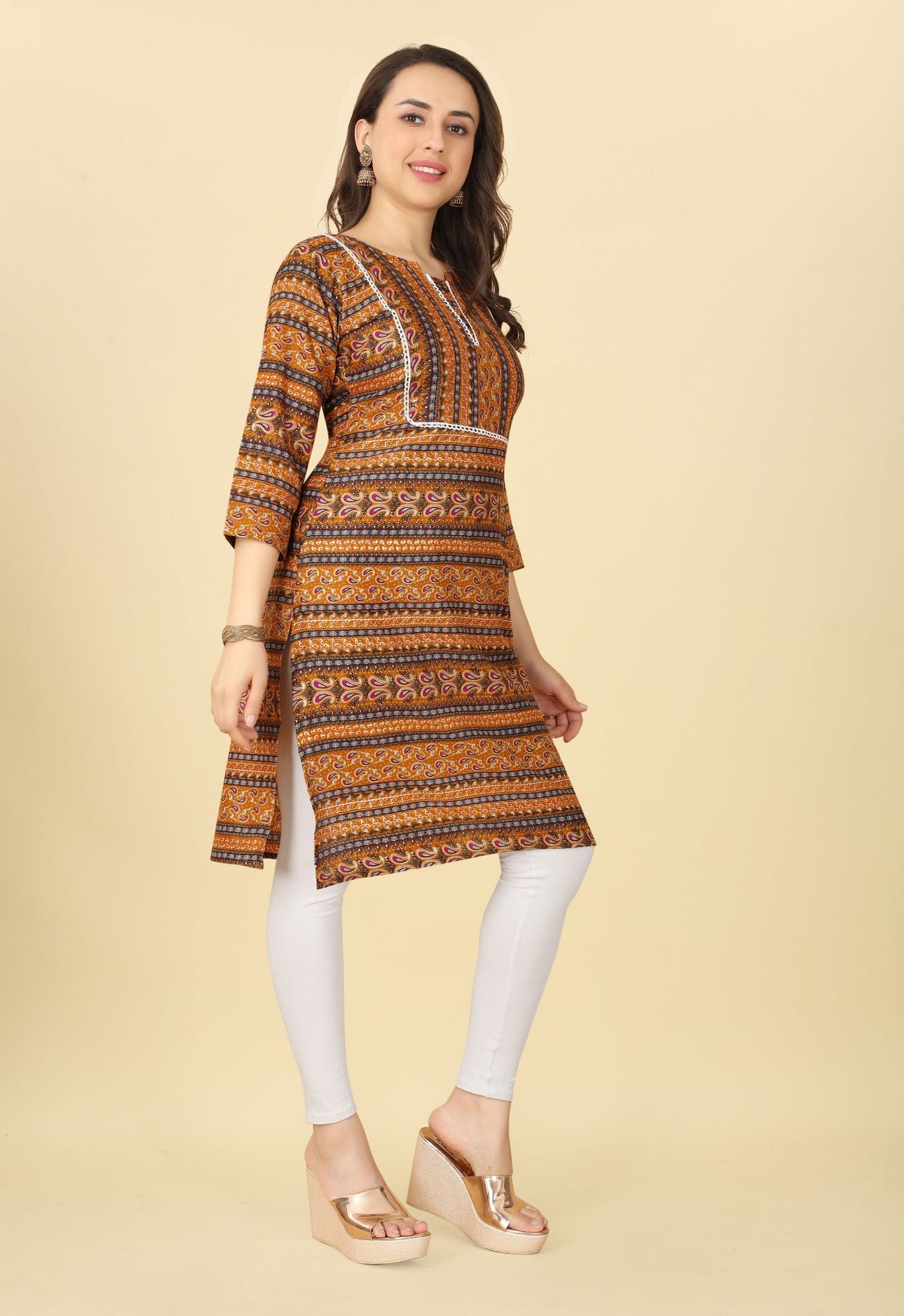 Women Foil Print Straight Kurta