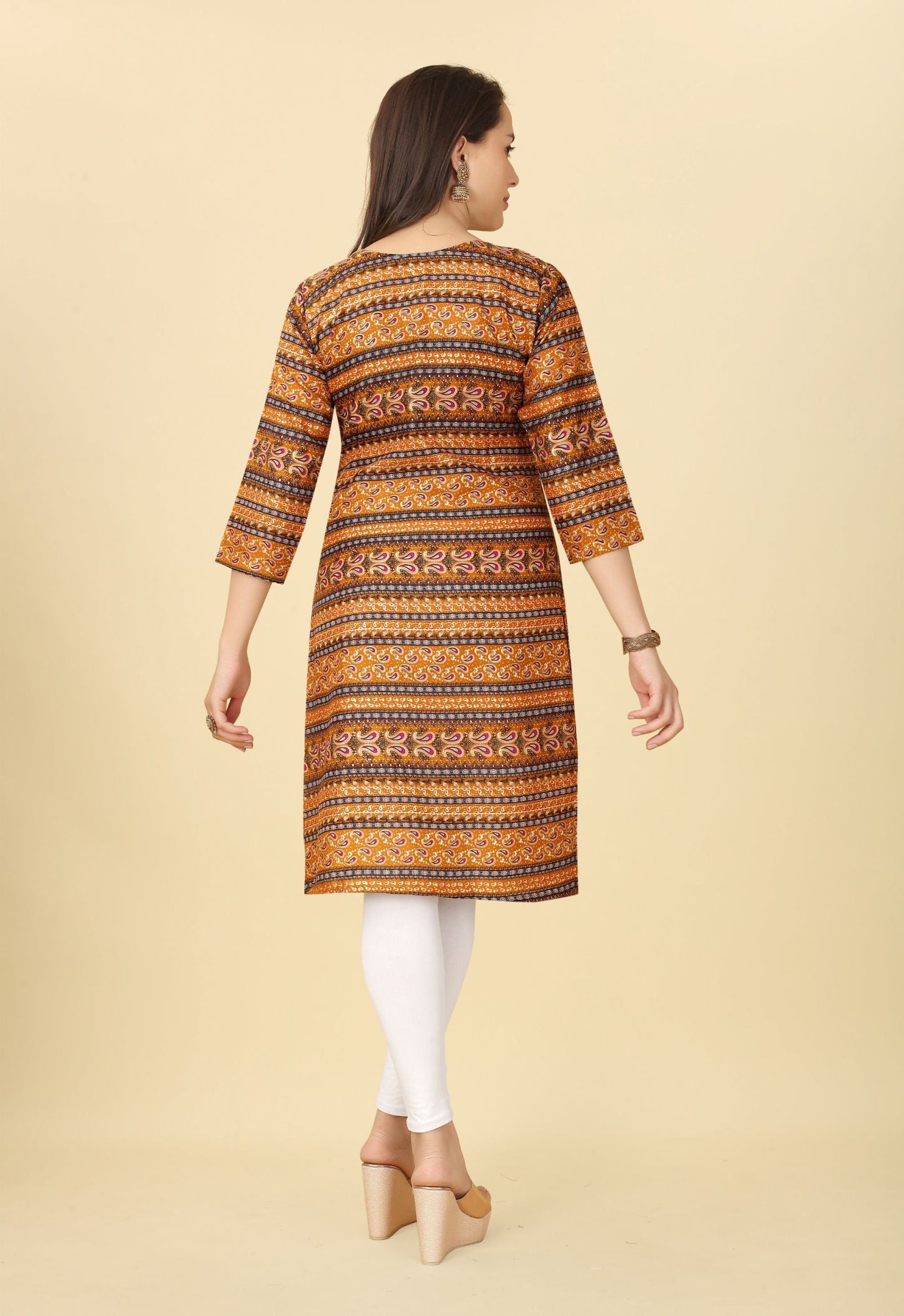 Women Foil Print Straight Kurta