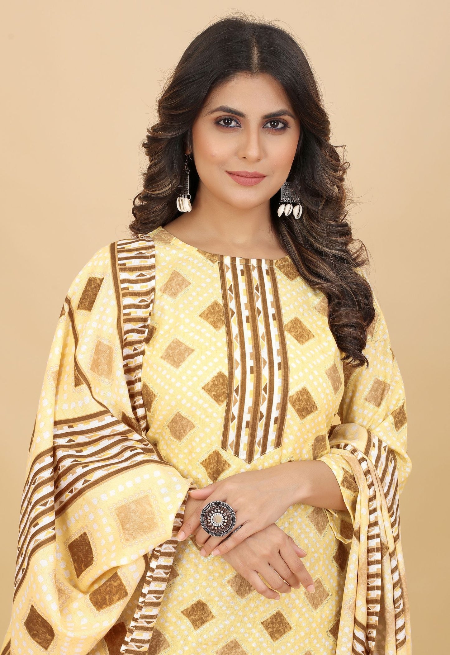 Women Printed Straight Kurta & Pant With Dupatta